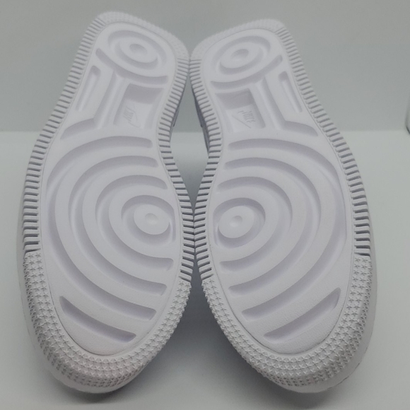 Nike Air Force 1 - Picture 8 of 8